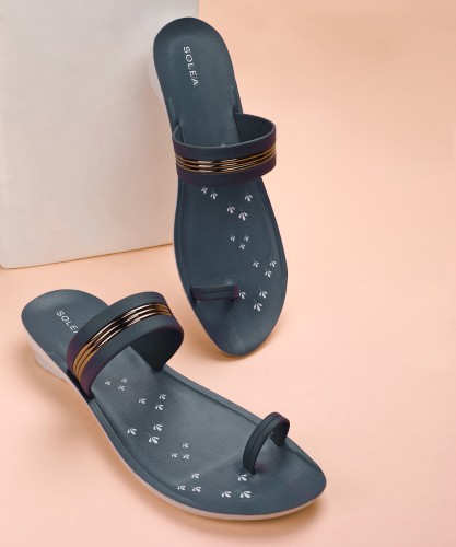 Paragon Solea Womens Flip-Flops (Size - 5, Black) (PU7504LP) in Surat at  best price by Taj Shoes - Justdial