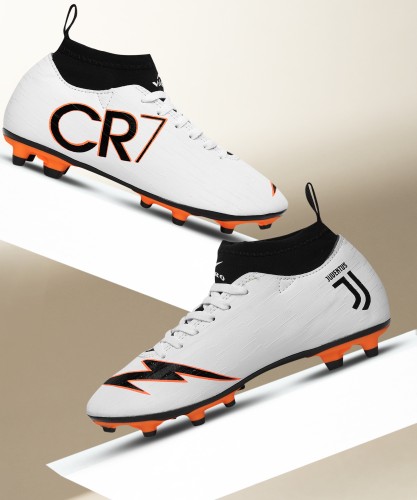 Cr7 best sale sports shoes