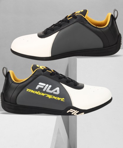 hjørne Mange demonstration Fila Footwear - Upto 50% to 80% OFF on Fila Footwear Online | Flipkart.com