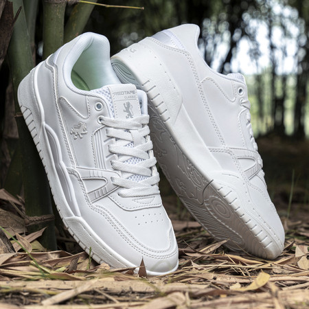 Flipkart shoes outlet white sneakers