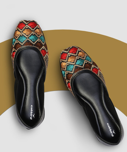 Mojari women's shoes online 2025
