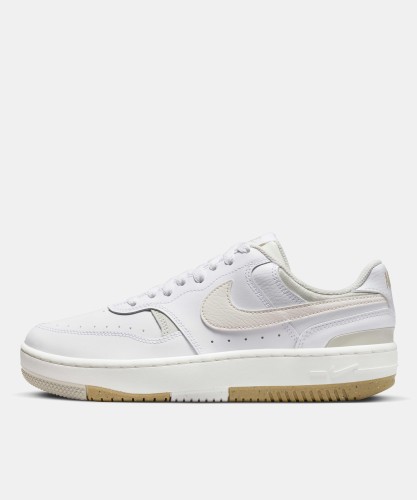 Casual nike hot sale sneakers womens