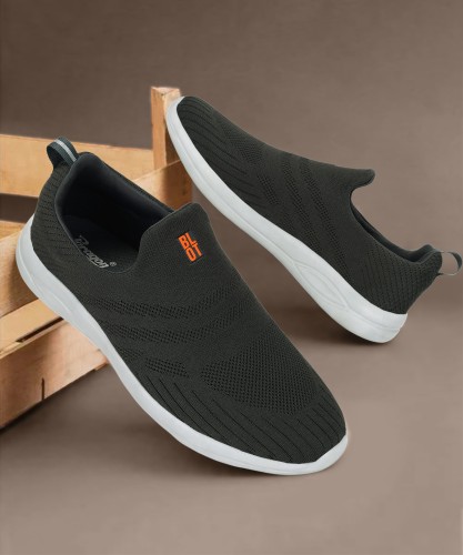 Canvas Shoes - Get upto 70% on Canvas Shoes for Men
