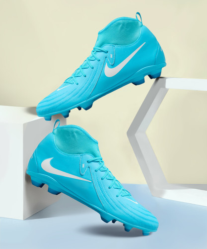 Nike Shoes Price 2000 To 5000 Buy Nike Shoes Price 2000 To 5000 online at Best Prices in India Flipkart