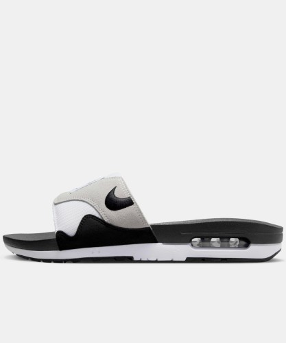 Nike on sale slippers outfit