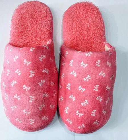 Novelty discount slippers womens