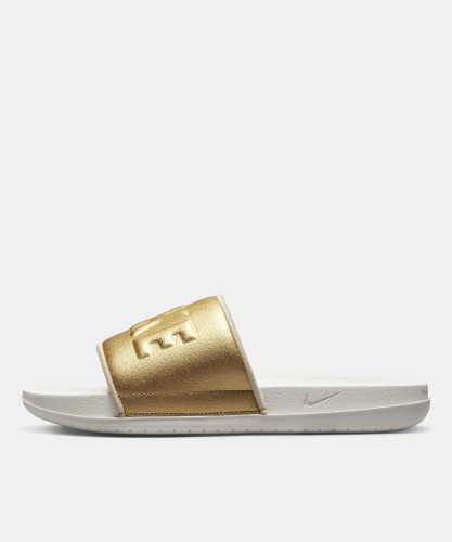 Nike best sale slippers gold