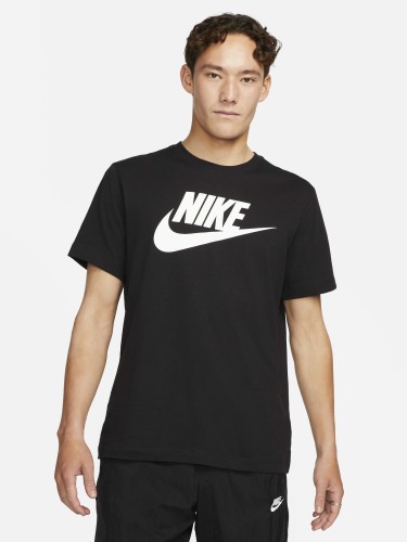 Nike t shirt outlet under 500