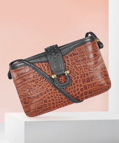 Flipkart clearance hidesign handbags