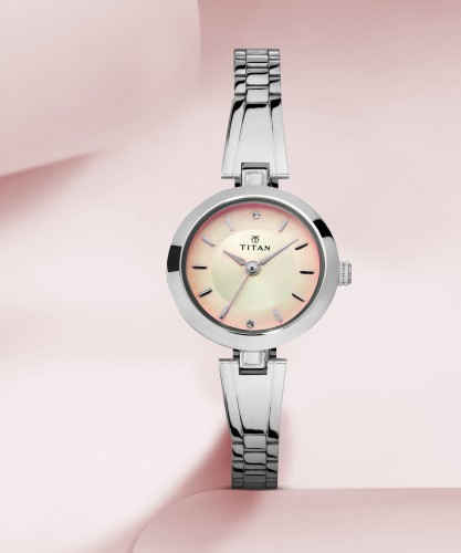 Titan ladies watches hot sale below 1500