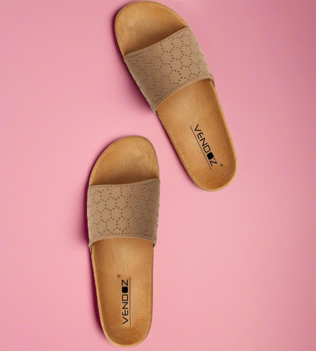 Waterproof sandals womens india on sale