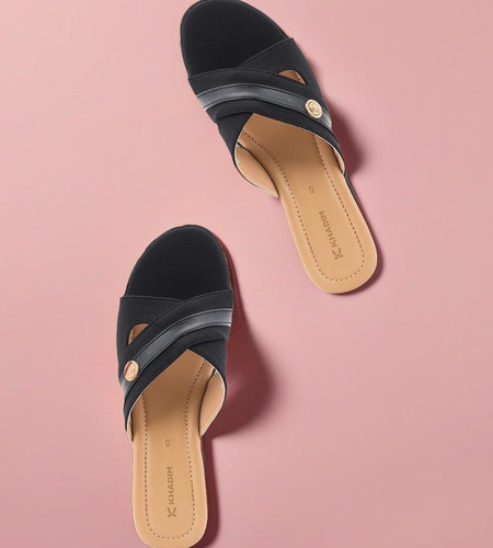 Online khadim for women's footwear store