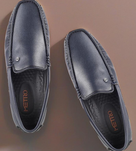 Metro shoes top colaba sale