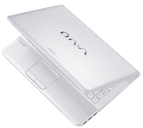 ✧大人気✧CORE-i3✧SONY✧VAIO✧ホワイトVAIO✧WEBカメラ Sony VAIO VPCEG25EN/W Laptop (2nd Gen Ci3/ 2GB/ 320GB/ Win7 HB) Rs