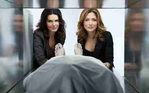 Detective Rizzoli TV Show Rizzoli & Isles Rizzoli & Isles Angie Harmon Detective Jane ...