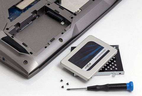 Crucial Mx300 525 GB Laptop Silver SATA Internal Solid State Drive
