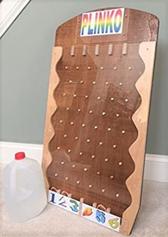 Het klassieke Plinko spelbord