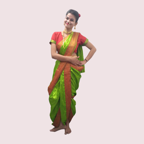 ITSMYCOSTUME Indian State & Folk Maharashtrian Dress Girls (Parrot Green &  Red Lavni Saree Blouse) Kids Costume Wear Price in India - Buy ITSMYCOSTUME  Indian State & Folk Maharashtrian Dress Girls (Parrot