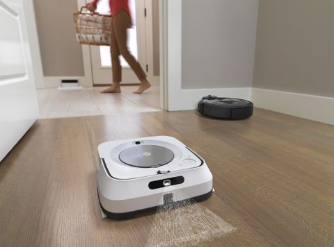 irobot Braava Jet m6138 Robotic Floor Cleaner with Reusable Dust