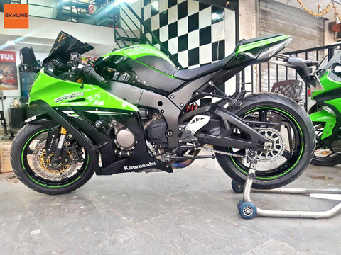 TechSpec Tank Grips (Snakeskin wrap) For Kawasaki Ninja ZX10 Bike