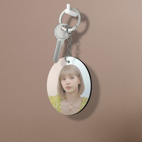 Niki Enterprises Blackpink Lisa Member Keychain ( with 8