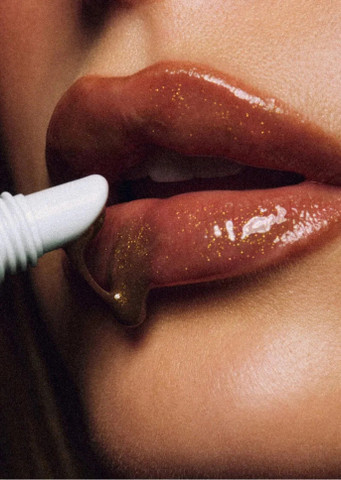 【たくまりあ】 rhode guava spritz meet our new limited edition: GUAVA SPRITZ 🍹 Just for summer, we