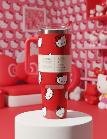 Decidophobic Hello Kitty × Stanley Quencher H2.0 – Premium Red