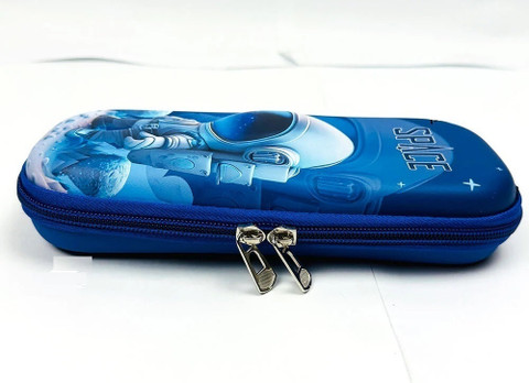 ASTRO stargraphy フォトパック&ティンケース 未開封 Flipkart.com | radhey preet Trendy Astronaut 3D Emboss Print