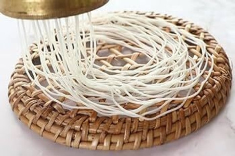 String Hopper Color Plate Retail Charms Natural Palm Leaf Idiyappam Maker Plates / String Hopper ...