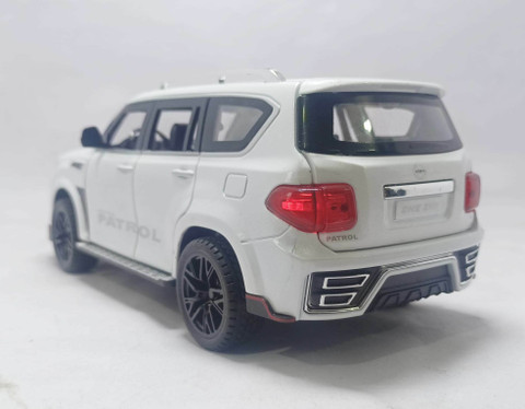 MQV NISSAN PATROL MODEL METAL CAR TOY - NISSAN PATROL MODEL METAL