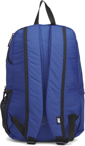 nike blue classic line backpack Elemental DTLR A stabilizing sternum strap makes carrying heavy loads easier NIKE NIKE CLASSIC LINE 23