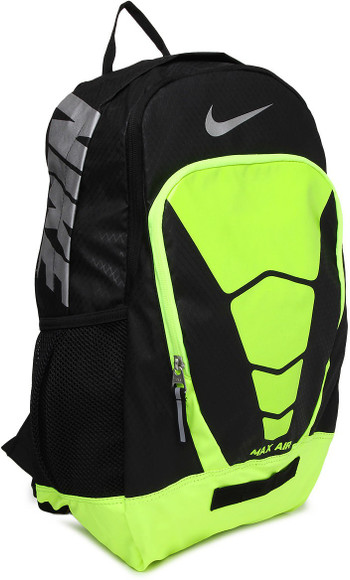 price of nike max air bag