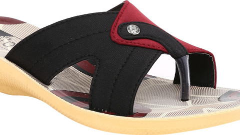 lunars chappal price list