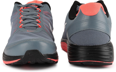 nike men's revolve 2 running shoes