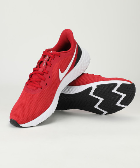 red nike revolution 5