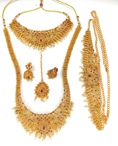 KAYAA Alloy Gold-plated Gold Jewellery Set Price in India - Buy