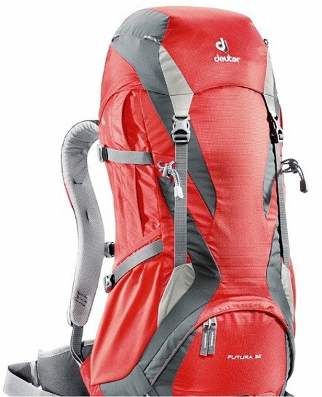 buy deuter backpack india Unisex Black Vista 18L with Organized and Comfortable Lifestyle Day Pack for Explorers and Travellers at Buy Deuter Unisex Black Yort