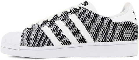 ADIDAS ORIGINALS SUPERSTAR COLOR SHIFT J Sneakers For Men - Buy  CBLACK/FTWWHT/FTWWHT Color ADIDAS ORIGINALS SUPERSTAR COLOR SHIFT J  Sneakers For Men Online at Best Price - Shop Online for Footwears in