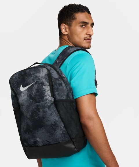 nike brasilia 7 backpack india NKDH7709 Medium and the rest of your gear on the golf course NIKE Brasilia 7 XL 10
