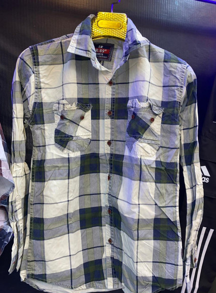 UNDERCUT Men Checkered Casual Dark Blue, White, Maroon Shirt