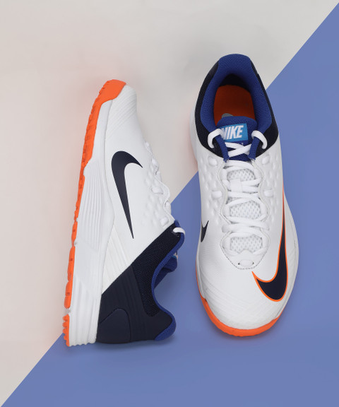 new nike cricket shoes