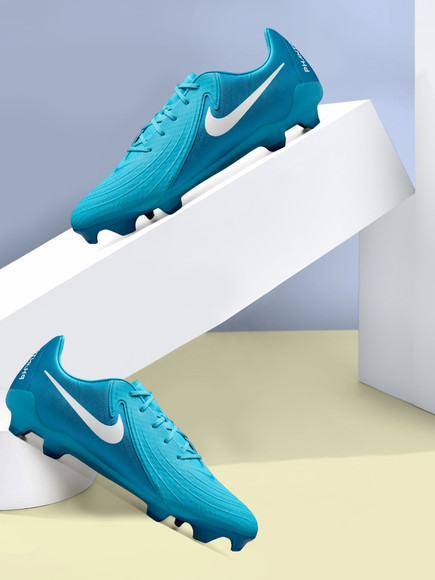 NIKE Phantom GX 2 Academy MG Football Shoes For Men - Buy NIKE