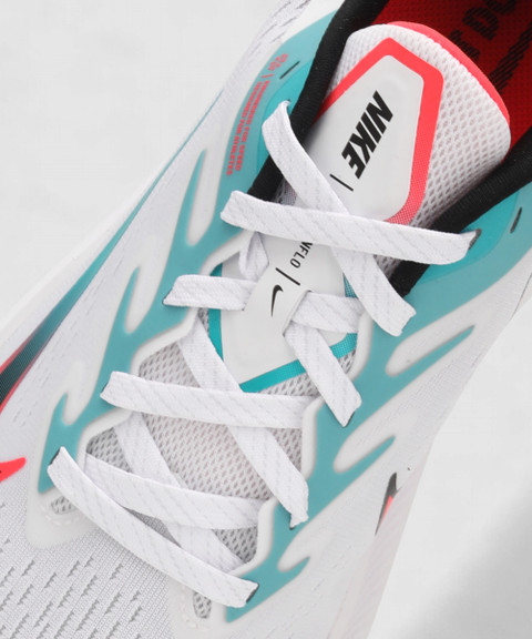 Nike Air Zoom Winflo 7 Men\'s Running Shoes - White with Teal & Coral Swoosh Nike Mens Zoom Winflo 7 Running Shoes White Black Flash  main image 3