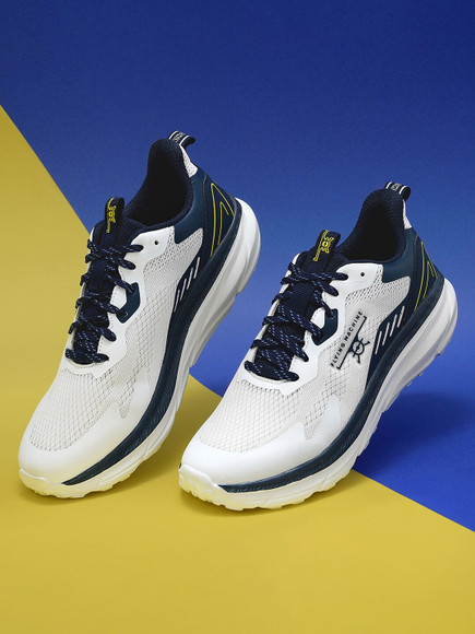 FLYING MACHINE ASTON Walking Shoes For Men - Buy FLYING MACHINE