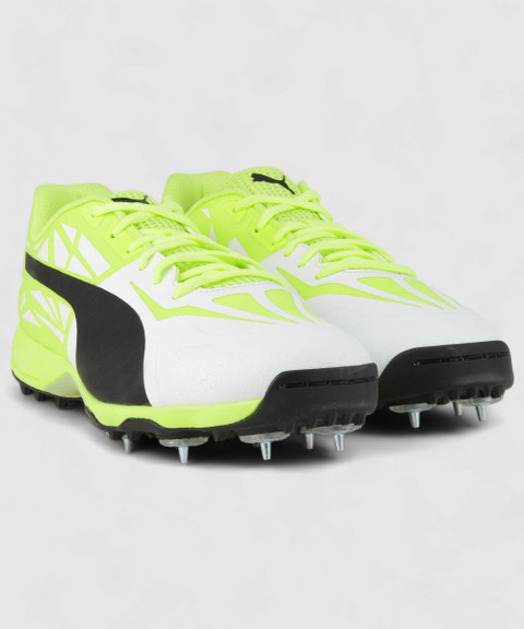 PUMA evoSPEED 1.5 Cricket Spike Cricket Shoes For Men - Buy Puma White-Puma  Black-Safety Y Color PUMA evoSPEED 1.5 Cricket Spike Cricket Shoes For Men  Online at Best Price - Shop Online