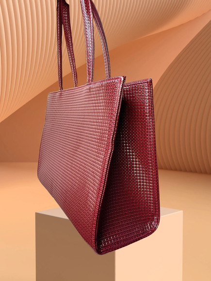 Karry chic Maroon Tote Berry Bold Tote Bag Maroon - Price in India