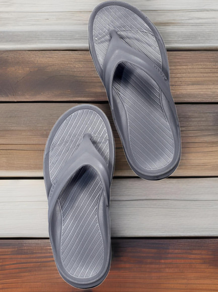 KNIEVL Men Flip Flops - Buy KNIEVL Men Flip Flops Online at Best