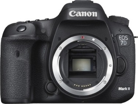【美品】 キャノン Canon EOS 7D Mark II ボディ Canon EOS 7D Mark II DSLR Camera (Body only) Price in India - Buy