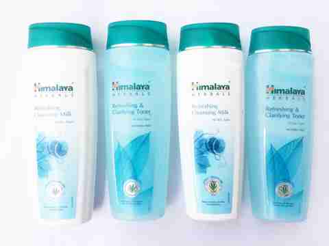 Himalaya Refreshing Cleansing Milk2本 Himalaya Refreshing Cleansing Milk2本 - メルカリ