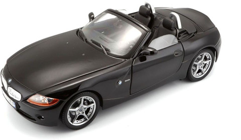 Bburago Die Cast 1:18 Scale BMW Z4 car - Die Cast 1:18 Scale BMW